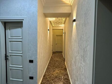 3 otaqlı yeni tikili - Şah İsmayıl Xətai m. - 150 m²
