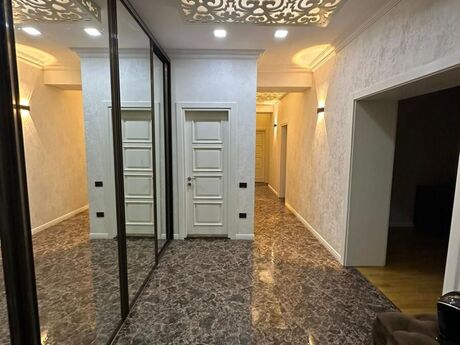 3 otaqlı yeni tikili - Şah İsmayıl Xətai m. - 150 m²