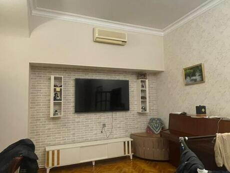 3 otaqlı köhnə tikili - Sahil m. - 90 m²