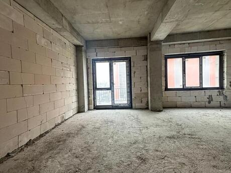 5 otaqlı yeni tikili - Ağ şəhər q. - 228 m²