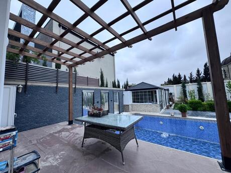 8-комн. дом/дача - пос. Мардакан - 500 м²