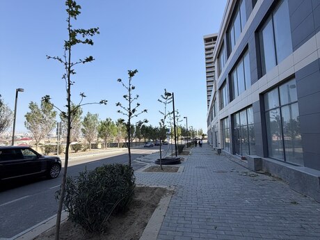 Obyekt - Ağ şəhər q. - 400 m²