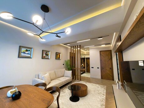 3-комн. новостройка - м. Низами - 106 м²