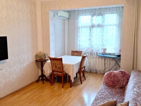 2 otaqlı köhnə tikili - Nərimanov r. - 52 m²