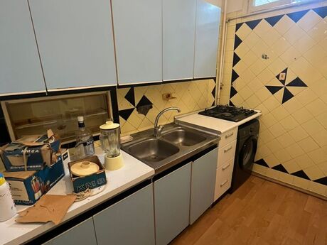 2 otaqlı köhnə tikili - Elmlər Akademiyası m. - 60 m²
