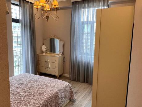 3 otaqlı yeni tikili - Elmlər Akademiyası m. - 140 m²