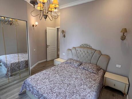 3 otaqlı yeni tikili - Elmlər Akademiyası m. - 140 m²