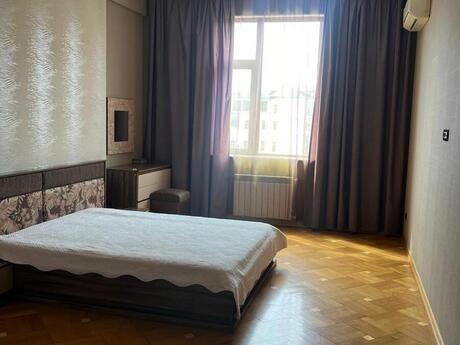 3 otaqlı yeni tikili - 28 May m. - 120 m²