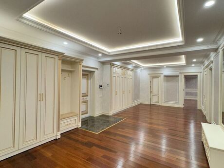 4 otaqlı yeni tikili - Elmlər Akademiyası m. - 245 m²