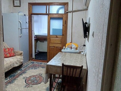 3 otaqlı köhnə tikili - Xətai r. - 80 m²