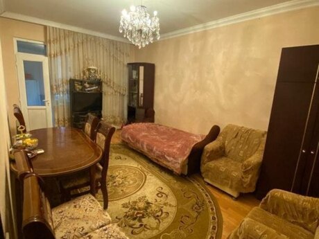 3 otaqlı köhnə tikili - Memar Əcəmi m. - 60 m²
