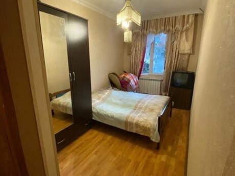 3 otaqlı köhnə tikili - Memar Əcəmi m. - 60 m²