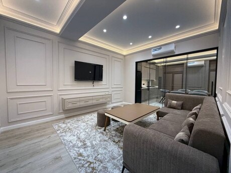 3 otaqlı yeni tikili - 28 May m. - 130 m²