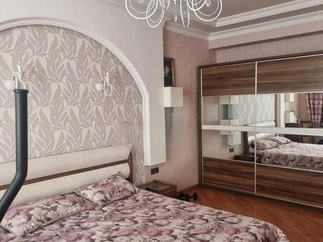 4 otaqlı yeni tikili - Elmlər Akademiyası m. - 180 m²