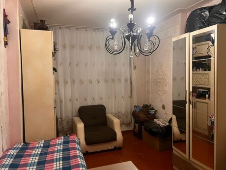3 otaqlı köhnə tikili - Xətai r. - 65 m²