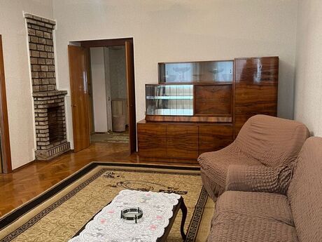 3 otaqlı köhnə tikili - İçəri Şəhər m. - 100 m²