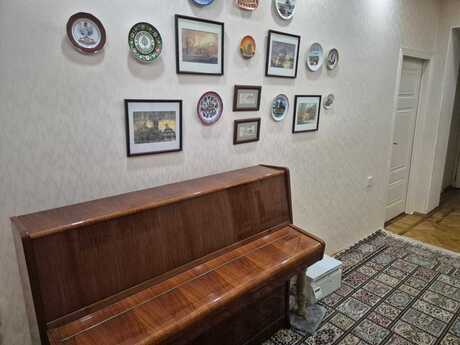 3 otaqlı köhnə tikili - Nəriman Nərimanov m. - 90 m²