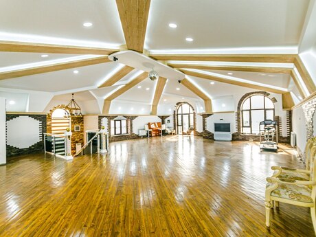 6 otaqlı həyət evi/bağ evi - Badamdar q. - 500 m²