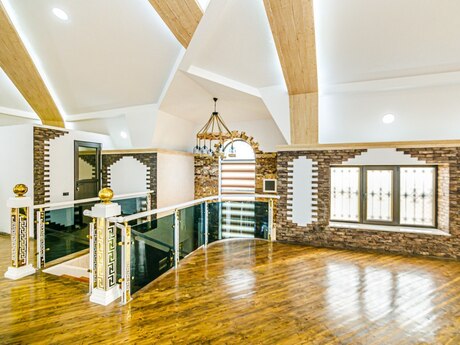 6 otaqlı həyət evi/bağ evi - Badamdar q. - 500 m²