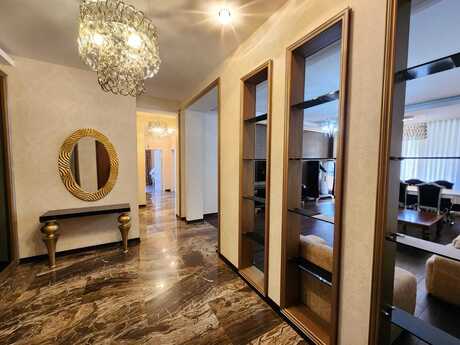 Elan №6109816 - Bakı, Nizami m., 3 otaqlı, 160 m², 6/16 mərtəbə