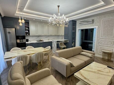 3 otaqlı mənzil, 120 m², Ağ şəhər: 650 000 ₼ 2