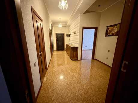 3 otaqlı yeni tikili - 8 Noyabr m. - 140 m²