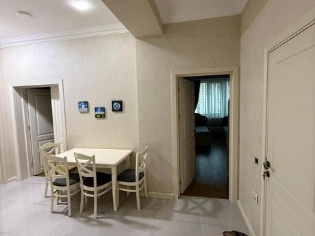 3 otaqlı köhnə tikili - Köhnə Günəşli q. - 70 m²