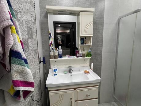3 otaqlı köhnə tikili - Nəsimi r. - 75 m²