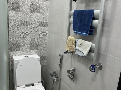3 otaqlı köhnə tikili - Nəsimi r. - 75 m²
