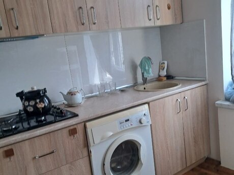 2 otaqlı köhnə tikili - Nəriman Nərimanov m. - 60 m²