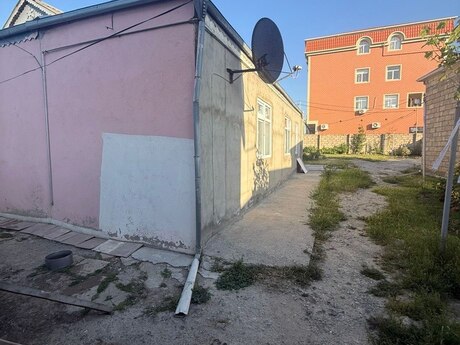 3 otaqlı həyət evi/bağ evi - Xırdalan - 80 m²