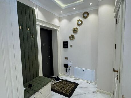 4 otaqlı yeni tikili - Şah İsmayıl Xətai m. - 128 m²