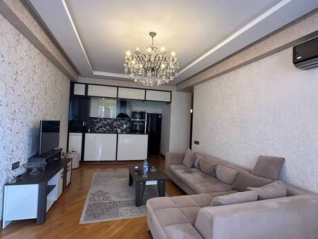 3 otaqlı yeni tikili - Şah İsmayıl Xətai m. - 100 m²