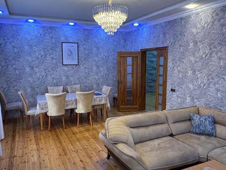 4 otaqlı həyət evi/bağ evi - Mərdəkan q. - 180 m²