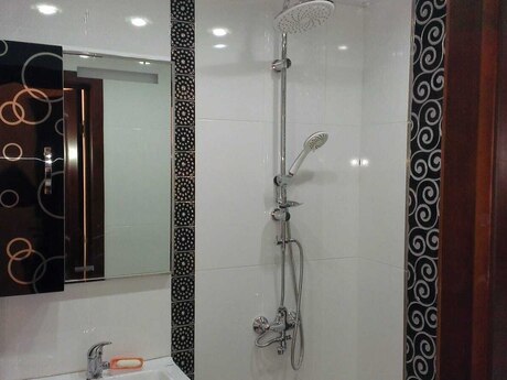 3 otaqlı köhnə tikili - Nizami m. - 85 m²