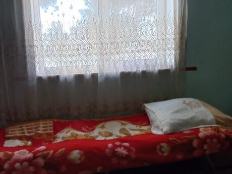 2 otaqlı köhnə tikili - Gəncə - 50 m²