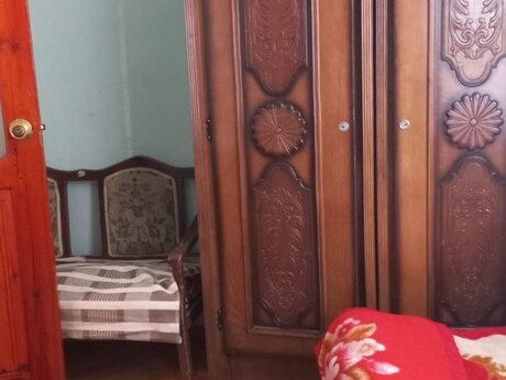 2 otaqlı köhnə tikili - Gəncə - 50 m²
