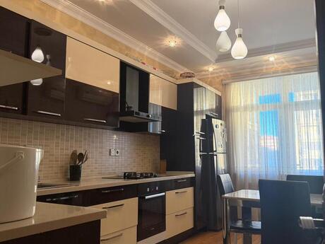 3 otaqlı yeni tikili - İnşaatçılar m. - 120 m²