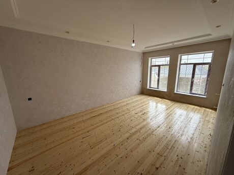 4 otaqlı həyət evi/bağ evi - Maştağa q. - 130 m²