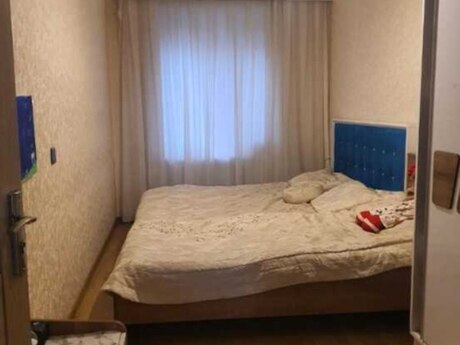 3 otaqlı köhnə tikili - 20 Yanvar m. - 70 m²