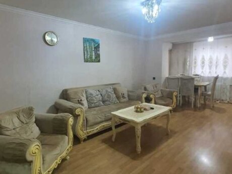 Elan №6109808 - Bakı, 20 Yanvar m., 3 otaqlı, 70 m², 2/5 mərtəbə