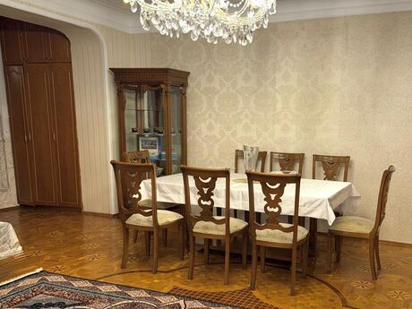 5 otaqlı köhnə tikili - Nəsimi r. - 170 m²