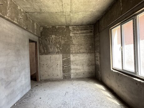 4 otaqlı yeni tikili - 28 May m. - 186 m²