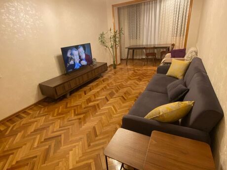 3 otaqlı köhnə tikili - Binəqədi r. - 90 m²