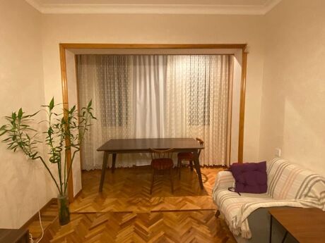 3 otaqlı köhnə tikili - Binəqədi r. - 90 m²