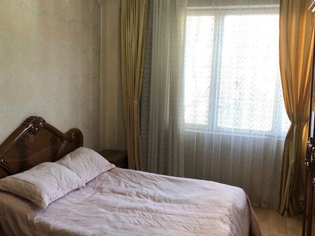 3 otaqlı köhnə tikili - Memar Əcəmi m. - 75 m²