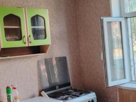 2 otaqlı köhnə tikili - Xətai r. - 65 m²
