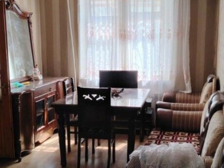 2 otaqlı köhnə tikili - Xətai r. - 65 m²
