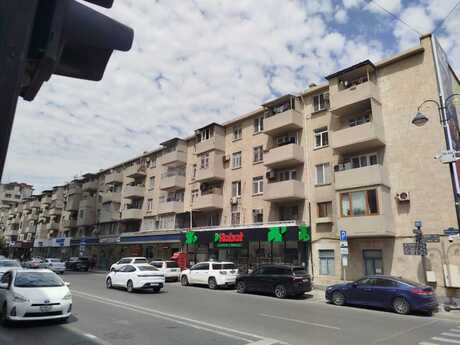 Elan №6110051 - Bakı, Gənclik m., 2 otaqlı, 50 m², 3/5 mərtəbə