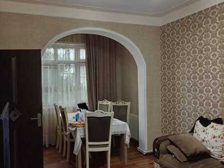 3 otaqlı köhnə tikili - Memar Əcəmi m. - 80 m²
